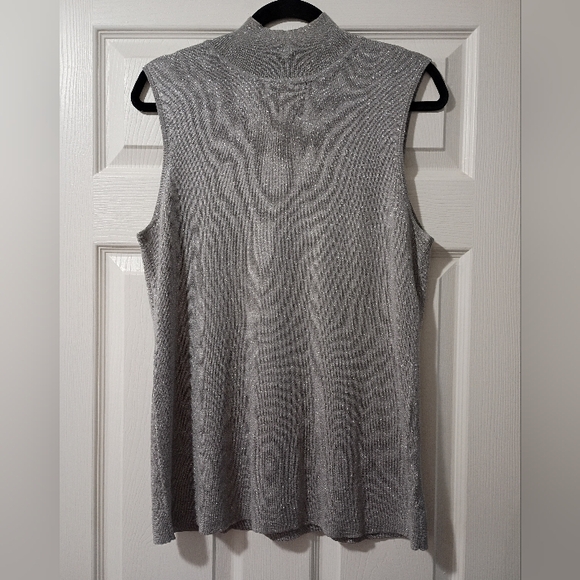Chico's Metallic Silver Mockneck Knit Sleeveless Stret chy Top - Picture 2 of 4